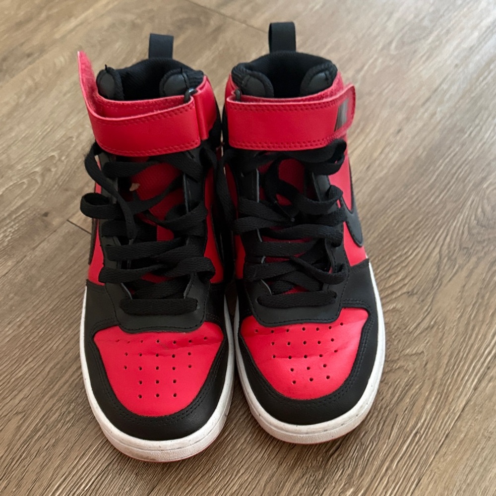 Nike Kids High-Top Sneakers in Red and Black